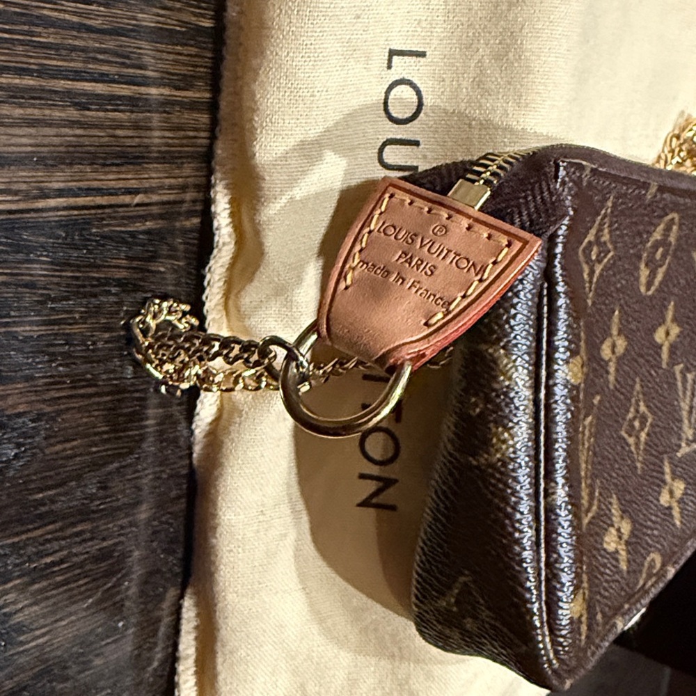 Louis Vuitton Brown and Gold Monogram Pouch - Picture 2 of 16